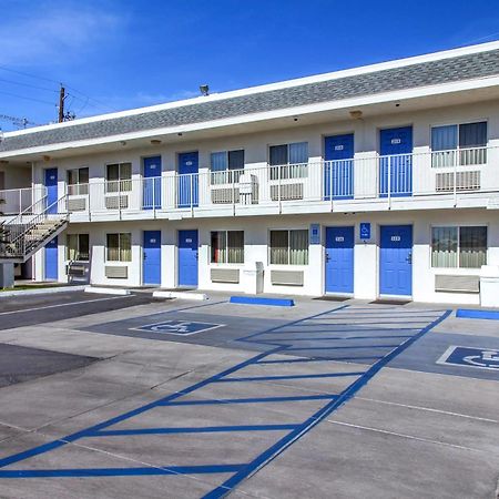 Motel 6-Phoenix, Az - Airport - 24Th Street מראה חיצוני תמונה