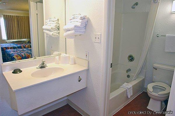 Motel 6-Phoenix, Az - Airport - 24Th Street מראה חיצוני תמונה