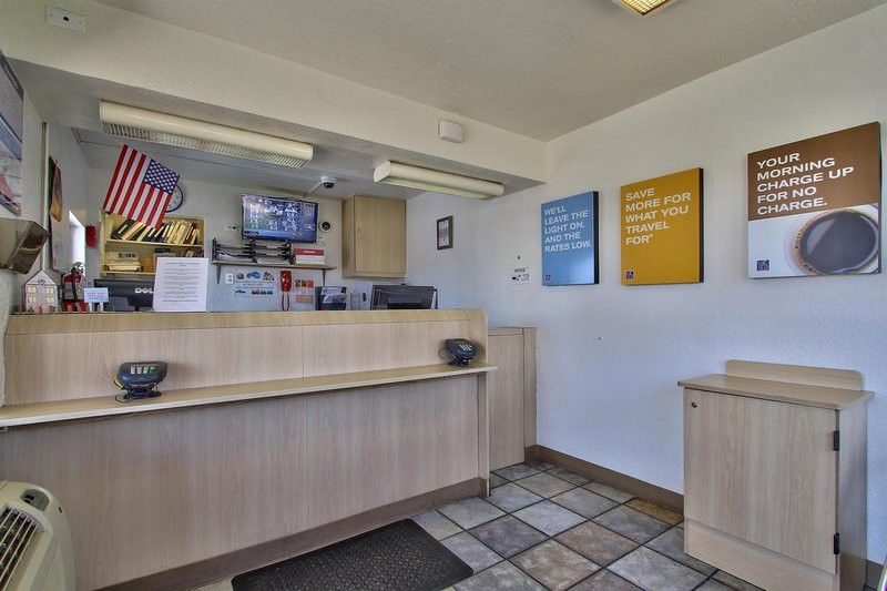 Motel 6-Phoenix, Az - Airport - 24Th Street מראה חיצוני תמונה