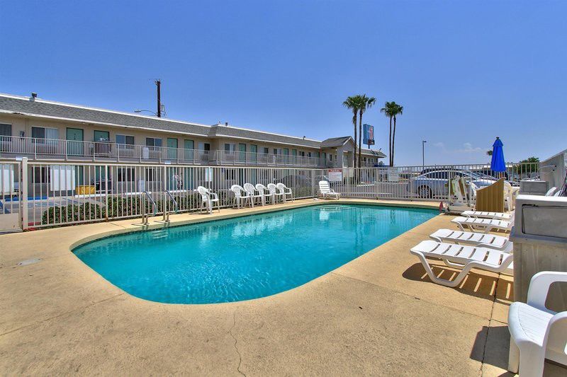 Motel 6-Phoenix, Az - Airport - 24Th Street מראה חיצוני תמונה