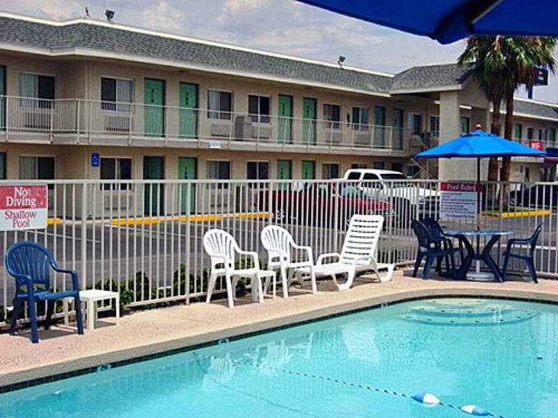 Motel 6-Phoenix, Az - Airport - 24Th Street מראה חיצוני תמונה